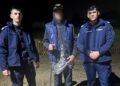 VIDEO După aproape 3 ore de căutări, jandarmii au salvat un bărbat rătăcit într-o pădure din zona Cantonului Silvic Pârâul Negru