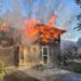 FOTO Pompierii militari din Siret au intervenit la un incendiu în localitatea botoșăneană Mihăileni. Proprietarul a încercat să igienizeze adăpostul de păsări cu un arzător cu gaz