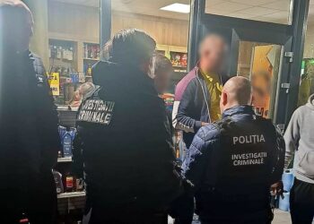FOTO Acțiune cu efective sporite în Câmpulung Moldovenesc. Peste 20 de localuri publice au fost verificate într-o singură noapte