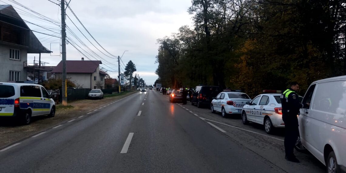 VIDEO Filtre rutiere și peste 300 de persoane legitimate în cadrul unei acțiuni cu efective sporite în municipiul Rădăuți