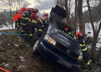 Detalii despre gravul accident rutier de pe raza localității Ciumârna, unde un bărbat și-a pierdut viața, iar alte cinci persoane au fost rănite