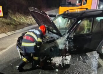 Accident pe raza localității Vama. Șase adulți și un minor sunt implicați