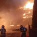 Incendiu de proporții la o gospodărie din Capu Câmpului, în prima zi a anului. Pompierii au intervenit cu șase autospeciale de stingere
