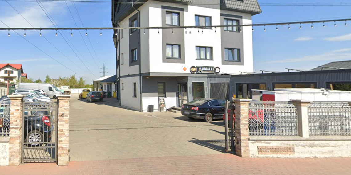 Doi bărbați au încercat să-și rezolve probleme luându-se la bătaie în curtea Pizzeriei ”Amalfi” din Sfântu Ilie