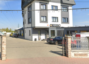 Doi bărbați au încercat să-și rezolve probleme luându-se la bătaie în curtea Pizzeriei ”Amalfi” din Sfântu Ilie