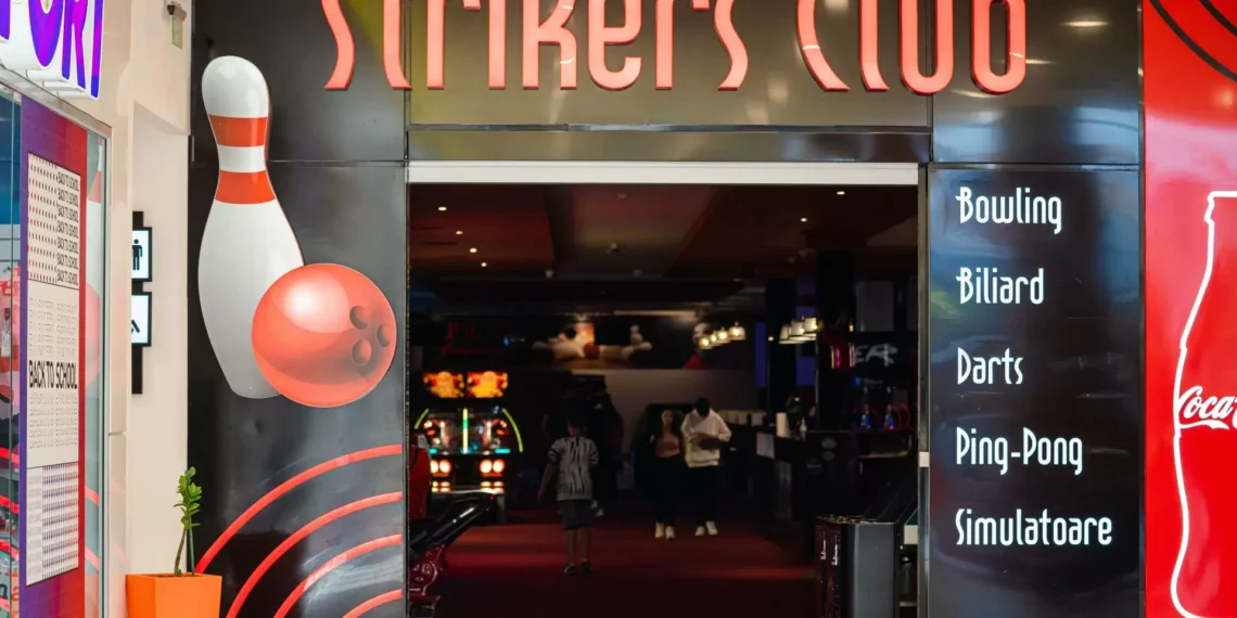 Geacă furată de pe un cuier din Strikers Club
