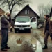 Și-a cerut banii pe autoutilitară după ce s-a stricat, dar a primit un pumn în cap în fața casei