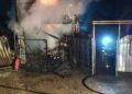 Un garaj din Burdujeni-Sat s-a făcut scrum în urma unui incendiu izbucnit din cauza unui cablu electric defect