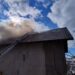 Incendiu la o casă din Hârtop. Acoperișul a ars pe o suprafață de aproximativ 120 de metri pătrați