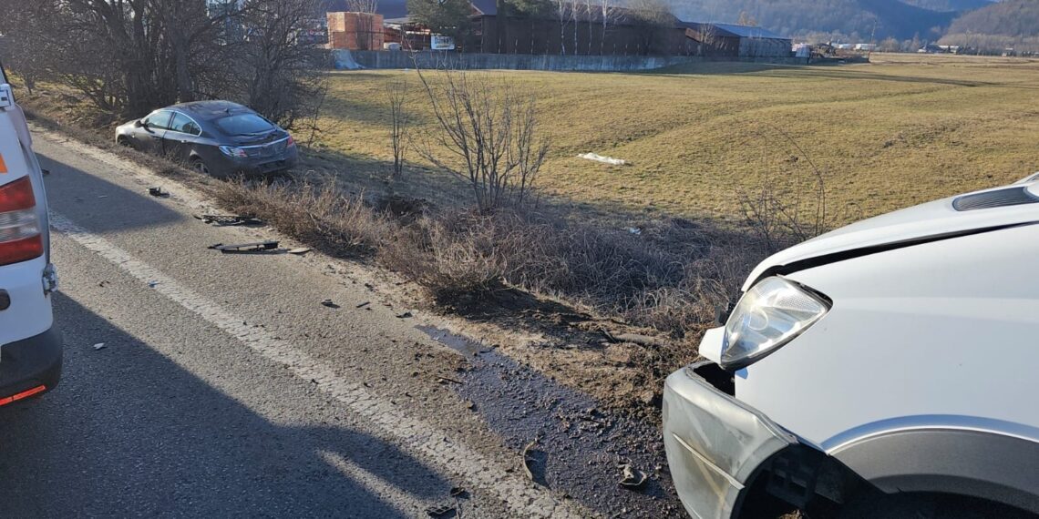 Accident rutier pe raza orașului Gura Humorului, între o autoutilitară și un autoturism