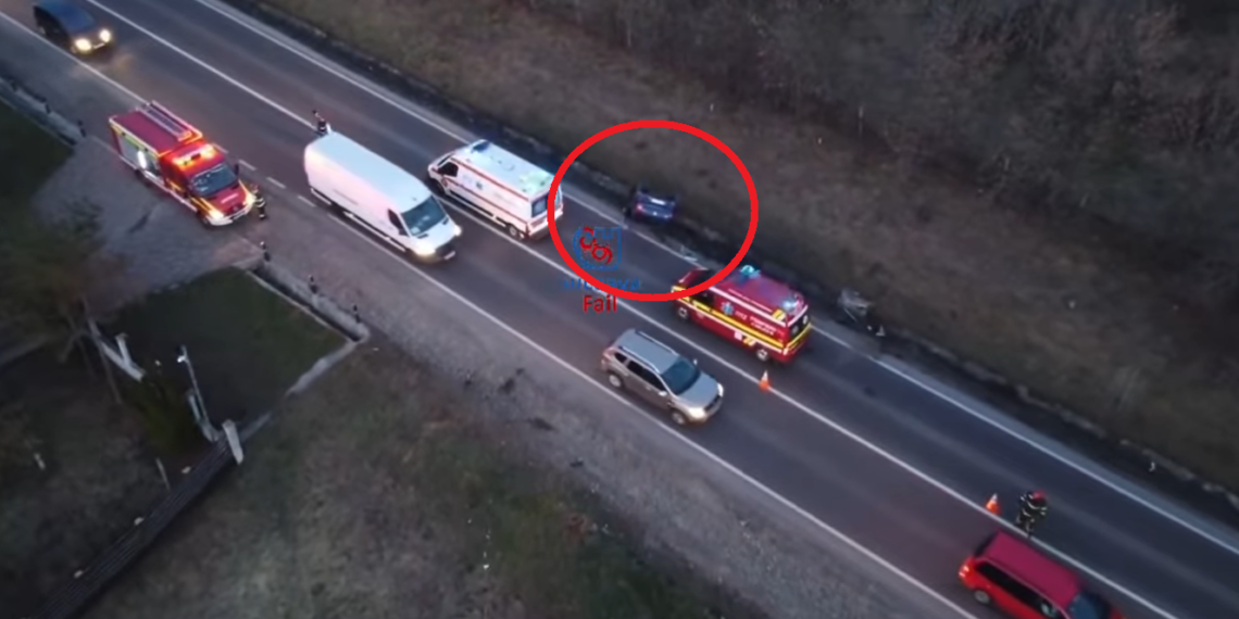 Un șofer de 63 de ani s-a cinstit bine și s-a rostogolit cu Dacia într-un șanț de pe raza localității Bunești. Bărbatul avea 1,13 mg/l alcool pur în aerul expirat