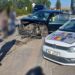Un tânăr beat și fără permis, care s-a luat la întrecere cu polițiștii prin Vicovu de Jos, s-a oprit cu mașina în autoturismul viceprimarului din localitate