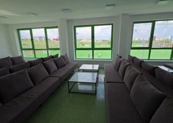 O nouă bază sportivă modernă a fost inaugurată la Suceava. Investiția realizată prin CNI în colaborare cu municipalitatea are o valoare de aproximativ 1,1 milioane de euro