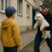 Un bichon plimbat de un copil a fost furat din fața blocului. Un bărbat necunoscut l-a luat în brațe și a dispărut spre stația de taxi din zona Curcubeu