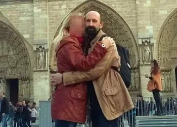 Profesorul sucevean de muzică și biologie, acuzat că și-ar fi agresat sexual o elevă, a scăpat basma curată. Curtea de Apel Suceava l-a achitat: ”Vreau să fiu într-un fel de intimitate cu tine, să te țin în brațe pe bune”