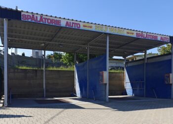 Amendă de 30.000 lei pentru o spălătorie auto self-service din Liteni care funcționa fără autorizație de mediu