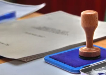 O ștampilă de vot s-a „evaporat” pe traseul Suceava–Rădăuți. Prefectul dă vina pe delegația locală