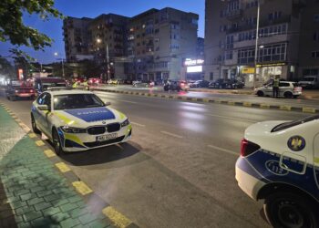 Razie de amploare desfășurată de polițiști cu ocazia Zilelor Sucevei. Aproape 180 de amenzi aplicate, 8 permise de conducere reținute, 19 certificate de înmatriculare retrase și 305 șoferi testați în două zile