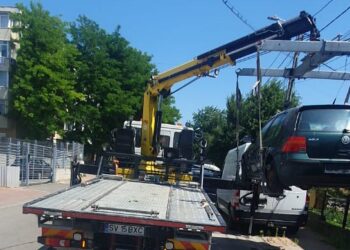 Primăria Suceava reia ridicarea mașinilor abandonate: ”Rugăm cetățenii care observă astfel de vehicule abandonate să ne sesizeze”