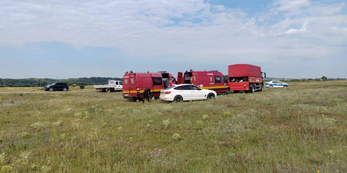 Dispărut în noapte, găsit dimineața în apă. Trupul unui bătrân din Milișăuți, scos din râul Suceava