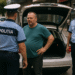 Șofer cu permisul suspendat și băut, oprit de poliție în Rădăuți pentru că avea portbagajul deschis. A refuzat să se legitimeze și să colaboreze