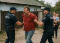 Beția și tupeul l-au trimis în cătușe la Poliție, după ce a încercat să-și gonească nevasta de acasă