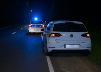 Șofer de 70 de ani, prins beat la volan, în Vama. Avea 1,11 mg/l alcool în aerul expirat