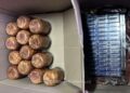 Ucrainean prins la frontiera din Vicovu de Sus cu țigări și alcool de contrabandă. Bărbatul a fost amendat cu 15.000 lei și microbuz a fost indisponibilizat