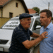 Pensionar din Bosanci, condamnat la închisoare cu suspendare pentru că l-ar fi scuipat și lovit pe primar. Agresorul plimba o pancartă denigratoare la adresa edilului