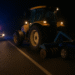 Rupt de beat și fără permis, un bărbat a avariat un autoturism parcat cu discul agricol al unui tractor neînmatriculat