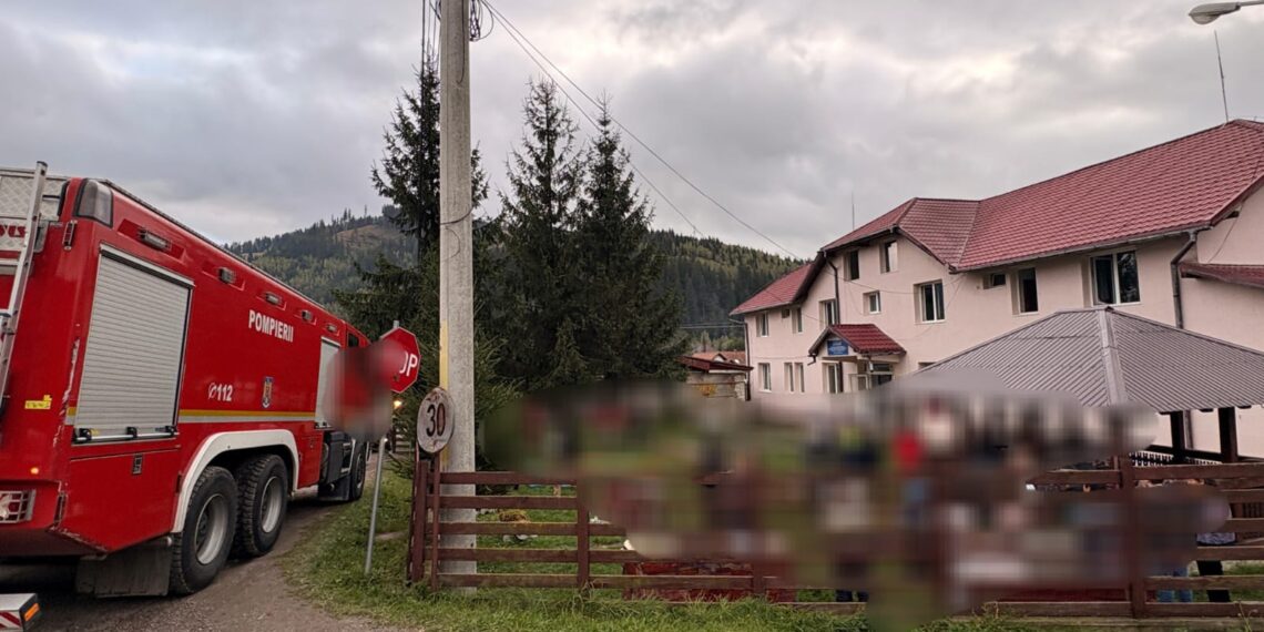 O beneficiară a Centrului de Abilitare și Reabilitare pentru Persoane Adulte cu Dizabilități Fundu Moldovei a incendiat patul în semn de răzbunare, după ce s-a certat cu o persoană cu care împărțise o țigară. Prejudiciul este estimat la 10.000 de lei