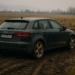A fugit de polițiști și a abandonat Audi-ul pe câmp. După o lună, polițiștii i-au făcut ”nota de plată”: amendă de 18.427 lei și 630 de zile fără permis