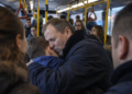 30 de zile de arest la domiciliu pentru un sucevean care a sărutat un băiat de 11 ani într-un autobuz TPL