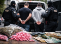 Peste 24 de ani de închisoare pentru trei traficanți profesioniști de ecstasy și canabis. Vindeau droguri elevilor, dar din neatenție le-au vândut și investigatorilor sub acoperire