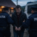 Bărbat din Comănești, ridicat din fața unei crâșme și dus la pușcărie pentru ispășirea pedepsei de 3 ani de închisoare pentru tâlhărie. Victima și-a retras plângerea pentru tentativă la viol