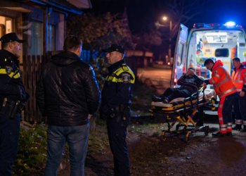 Bărbat bătut în propria curte de fostul concubin al soției, la Preutești