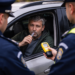 Șofer ”încălzit” cu alcool de dimineață, depistat în trafic la Fălticeni