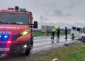TIR condus de un ucrainean de 21 de ani, scăpat de sub control la Cumpărătura. Trei persoane dintr-o mașină care circula regulamentar au ajuns la spital
