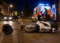 Fără permis și rupt de beat, un tânăr de 20 de ani ”și-a rupt fâșul” cu motocicleta pe o stradă din Rădăuți. A ajuns direct din spital în arest