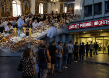 Praznic cu Salmonella la Fălticeni. 16 persoane au ajuns la spital, iar DSP a găsit bacterii E.coli și mizerie în bucătărie