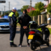 Scuterist fără permis, urmărit de polițiști prin Vicovu de Sus după ce a refuzat să oprească. Tânărul de 29 de ani era băut și circula cu un scuter fără ITP și RCA