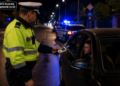 Manevră disperată la vederea poliției. Un șofer băut s-a mutat pe locul pasagerului înainte de control