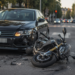 Motociclist rănit după ce a fost izbit din spate de un șofer băut, pe Calea Unirii din Suceava