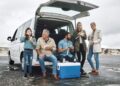 Închirierea unui microbuz 8+1 locuri: când este cea mai practică soluție pentru grupuri