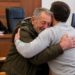 Scenă memorabilă în sala de judecată. Un cetățean italian l-a iertat pe un sucevean de 69 de ani care i-a furat portofelul. S-au împăcat în fața judecătorului, și-au strâns mâna și s-au îmbrățișat