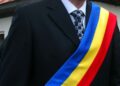 Primar trimis în judecată de DNA Suceava după ce ar fi cerut 550.000 de lei șpagă pentru plata unui contract de drumuri de peste 11,6 milioane de lei