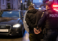 De la volan, direct în arest. Bărbat fără permis, prins rupt de beat la volanul unui Audi cu numere false, ”cazat” 24 de ore în beciul IPJ Suceava