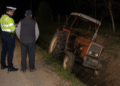 Tractor ajuns în șanț, la Calafindești. Șoferul băuse înainte să plece de la bar și avea o alcoolemie de 0,87 mg/l în aerul expirat