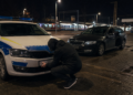 Au furat numărul de înmatriculare al unei autospeciale de poliție din Gara Burdujeni, după o provocare între prieteni. Tinerii și-au aflat pedepsele: ”Nu ai tupeu să furi numărul de înmatriculare de la mașina aia”