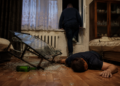 9 ani de închisoare pentru un bărbat din Dornești care și-a ucis tovarășul de băutură, lovindu-l în cap cu o masă. Mama victimei și-a găsit fiul fără viață după ce a intrat pe geam în apartament